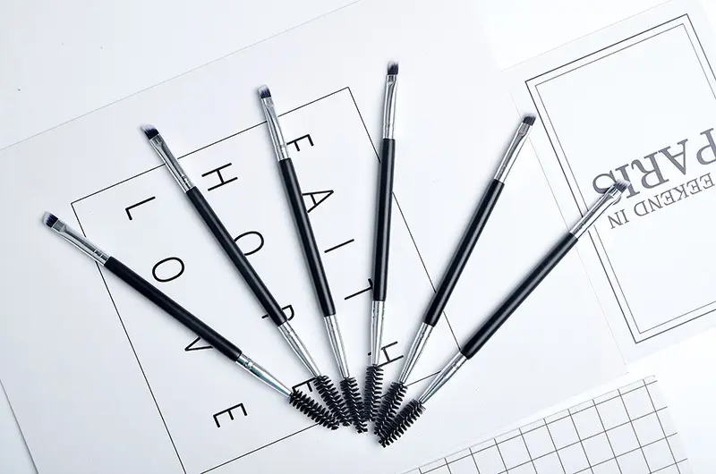 private-label-eyebrow-makeup-brush