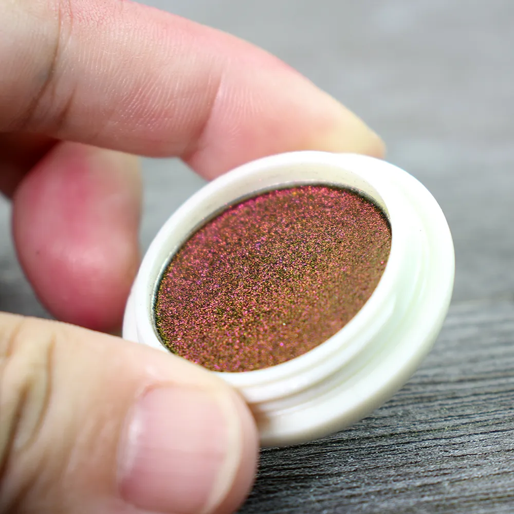 private-label-eyeshadow
