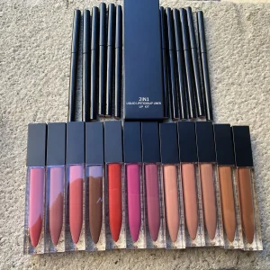 Custom Nude Lip Gloss Vendor Private Label Liquid Lipstick Lipliner Set Waterproof Matte Makeup Lipgloss Lipliner Pencils Kit