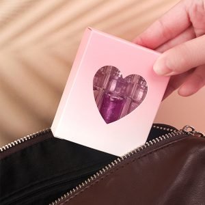 Custom 3pcs/set Heart Shaped Box Lip Oil Moisturizing Color-changing Hydrating Nourishing DIY Fruit Flavor Lip Plumping Makeup